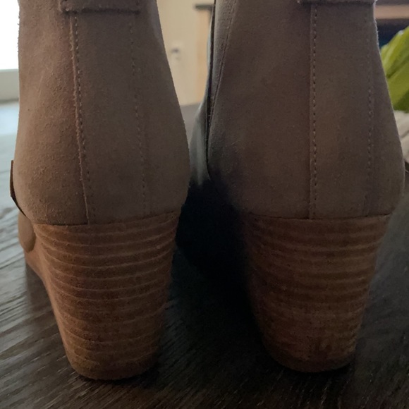 Toms Wedge Booties - Picture 10 of 11